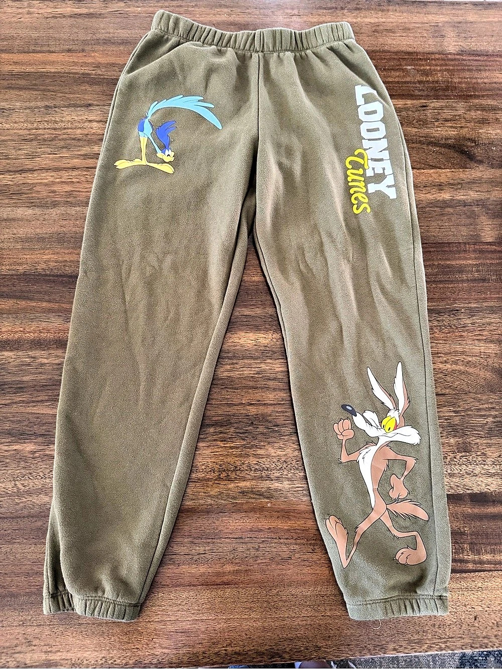 Looney Tunes Hybrid Joggers in Green Size XL (13/14)